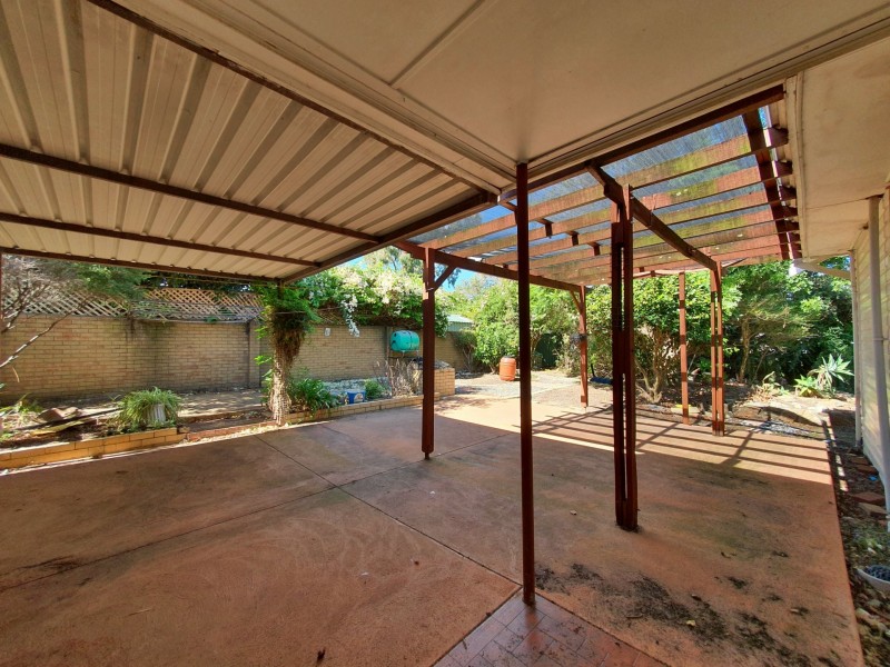 8 Lane Road, Kalamunda WA 6076