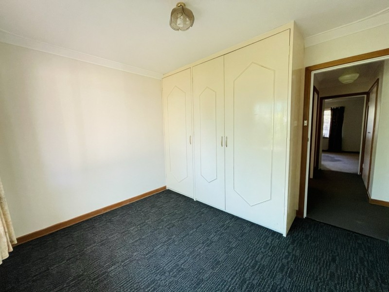 24 Phillip Grove, Kalamunda WA 6076