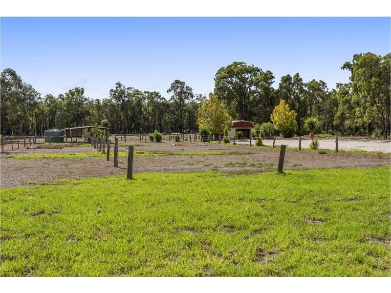 61 Brigita Road, Paulls Valley WA 6076