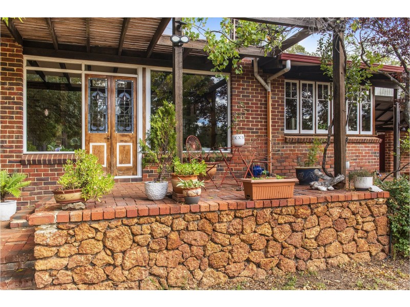 61 Brigita Road, Paulls Valley WA 6076