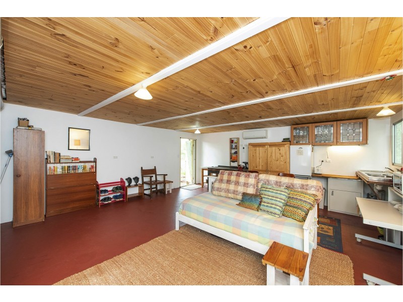 26 Waterloo Crescent, Lesmurdie WA 6076