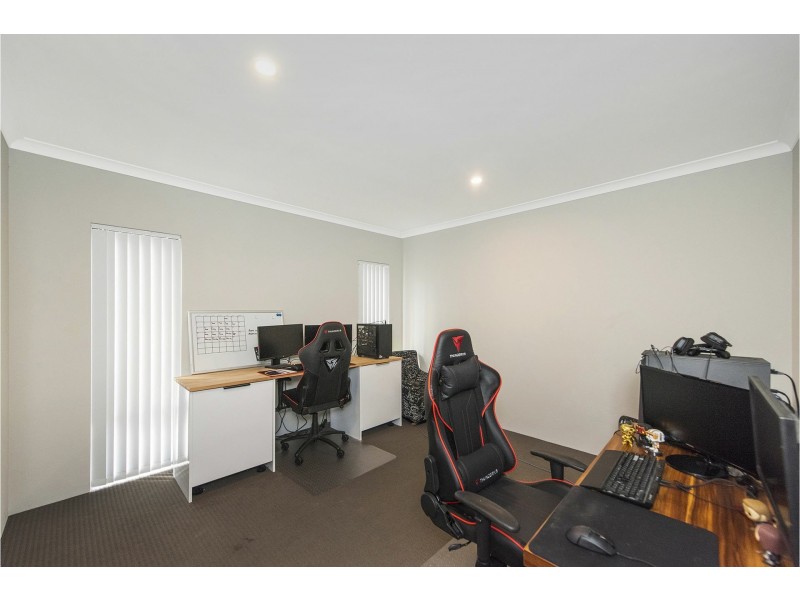 40B Range View Road, High Wycombe WA 6057