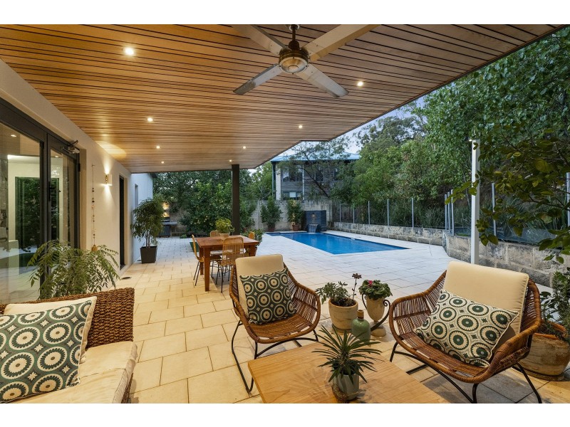 66 Gooseberry Hill Road, Gooseberry Hill WA 6076