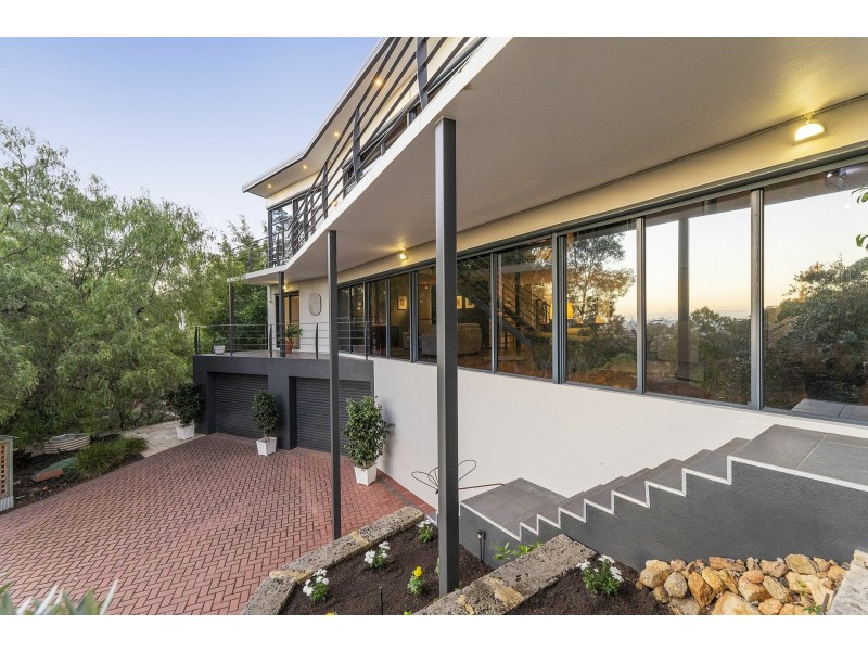 66 Gooseberry Hill Road, Gooseberry Hill WA 6076