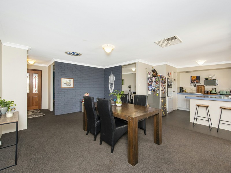 218 Maida Vale Road, High Wycombe WA 6057