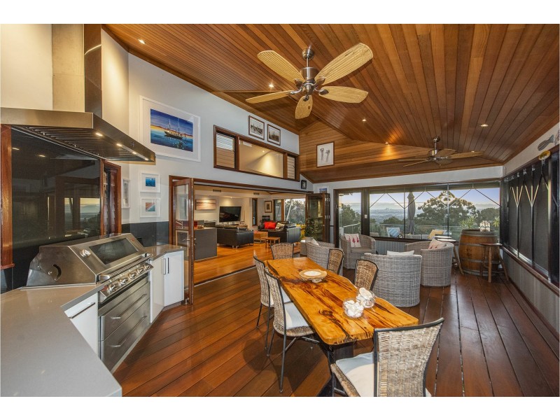 20 Lascelles Parade, Gooseberry Hill WA 6076