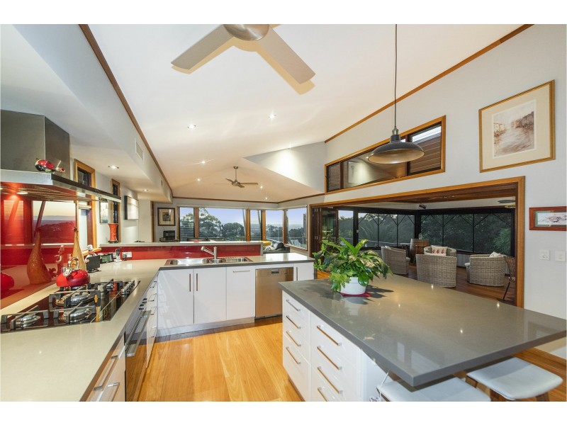 20 Lascelles Parade, Gooseberry Hill WA 6076