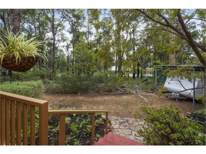 236 Pickering Brook Road, Pickering Brook WA 6076