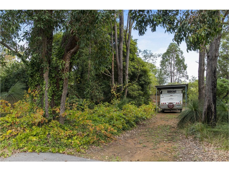 236 Pickering Brook Road, Pickering Brook WA 6076