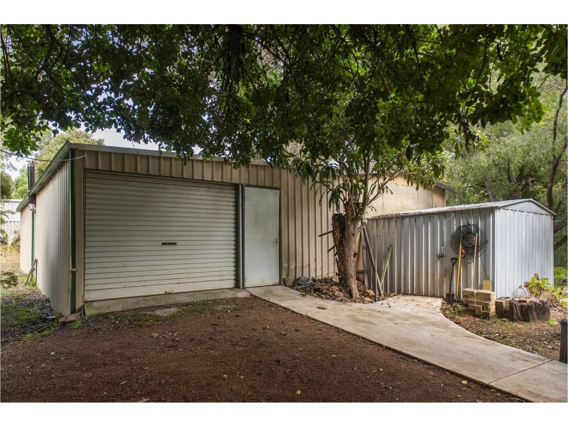 236 Pickering Brook Road, Pickering Brook WA 6076