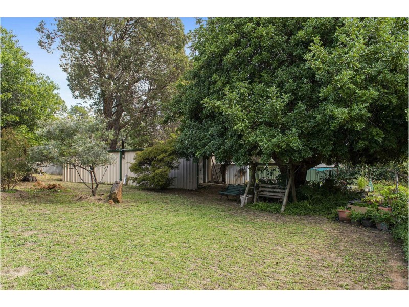 236 Pickering Brook Road, Pickering Brook WA 6076