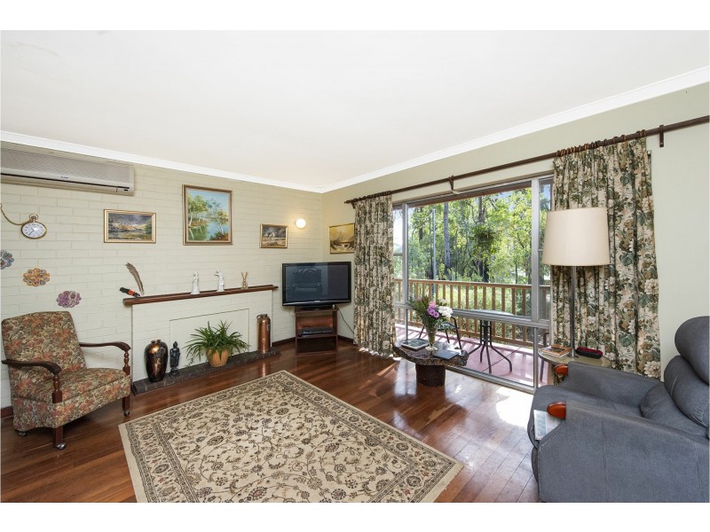 236 Pickering Brook Road, Pickering Brook WA 6076