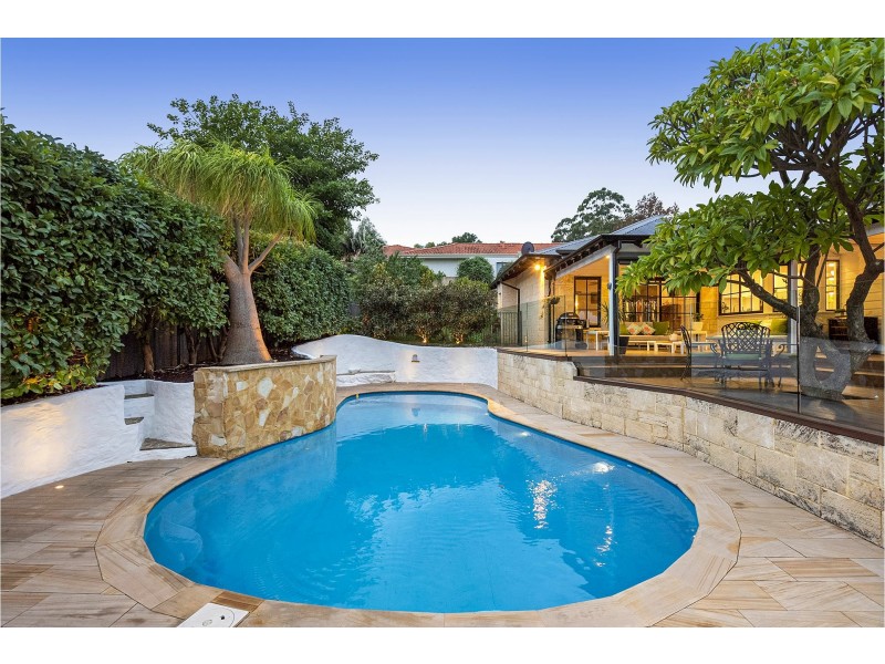 2 Mount Terrace, Kalamunda WA 6076