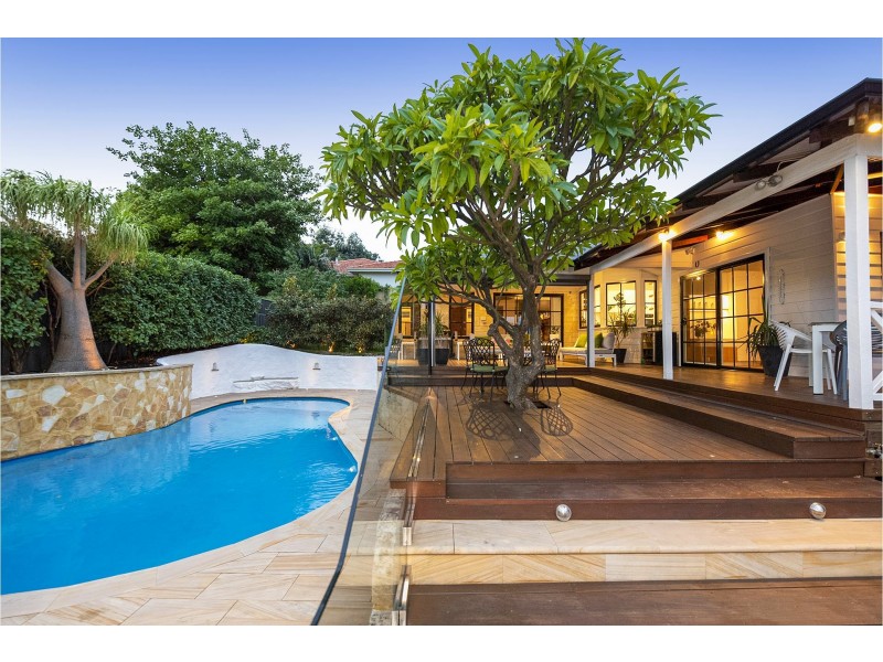 2 Mount Terrace, Kalamunda WA 6076