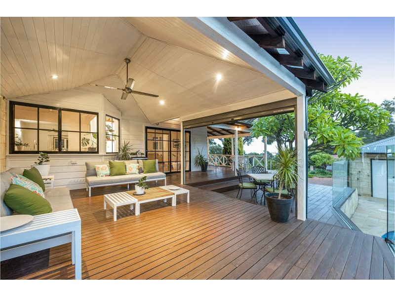 2 Mount Terrace, Kalamunda WA 6076