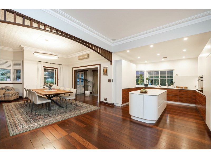 2 Mount Terrace, Kalamunda WA 6076