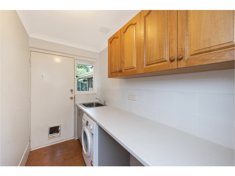 26 Lourdes Street, Lesmurdie WA 6076