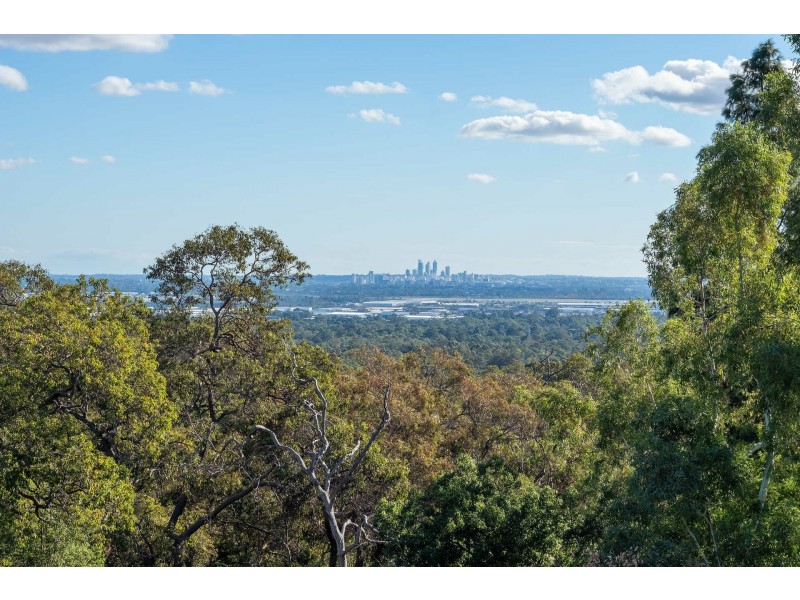 123 Kalamunda Road, Kalamunda WA 6076