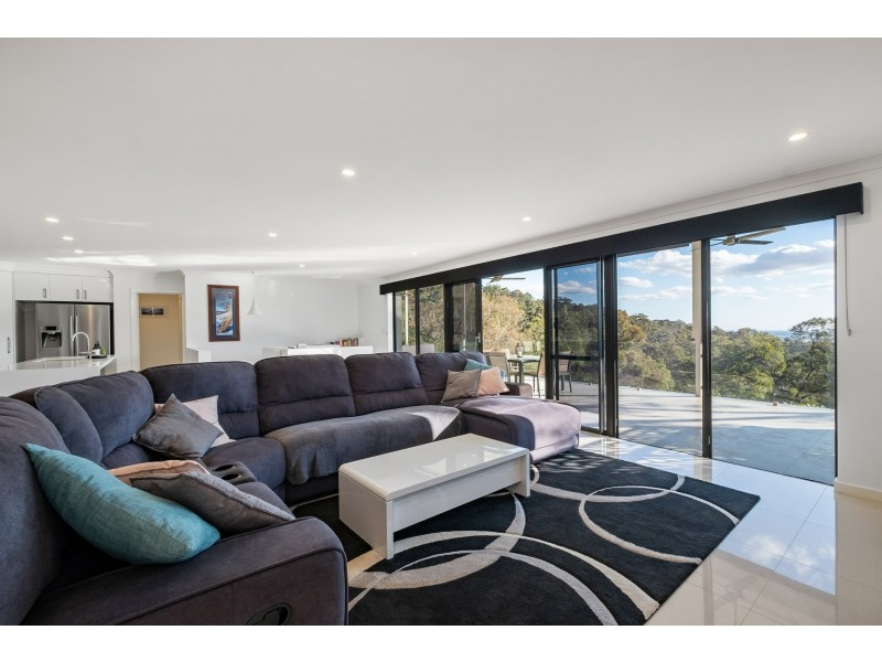 123 Kalamunda Road, Kalamunda WA 6076