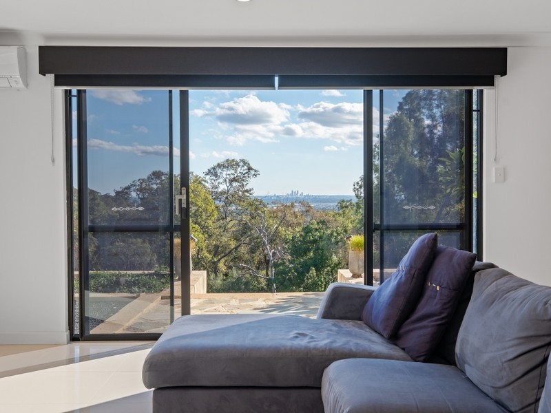 123 Kalamunda Road, Kalamunda WA 6076