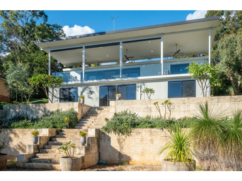 123 Kalamunda Road, Kalamunda WA 6076