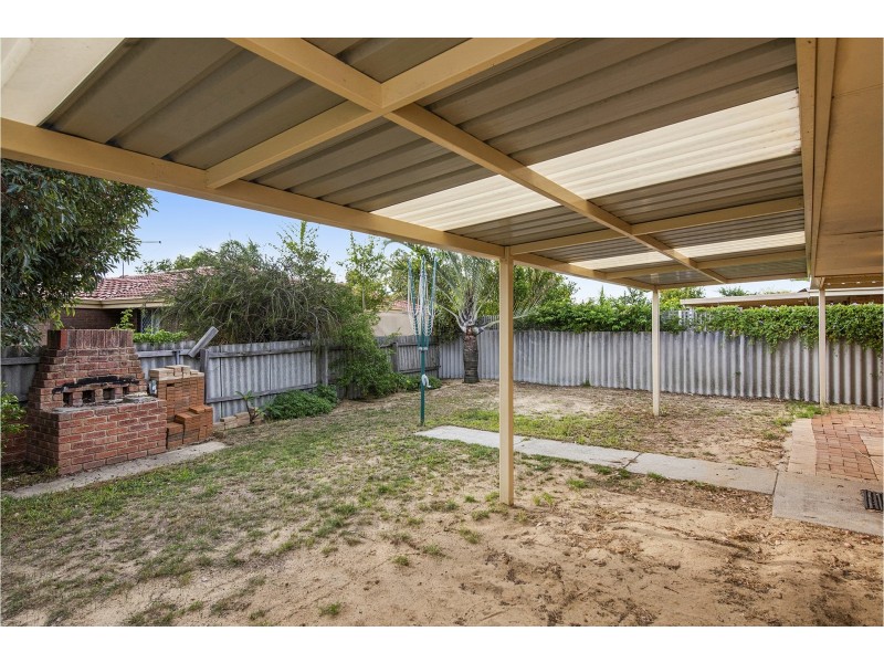 20A Agincourt Drive, Forrestfield WA 6058