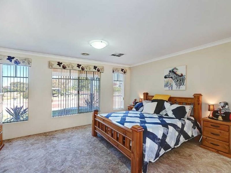 27 Benson Way, High Wycombe WA 6057