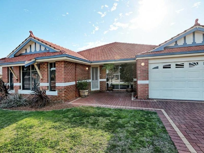 27 Benson Way, High Wycombe WA 6057