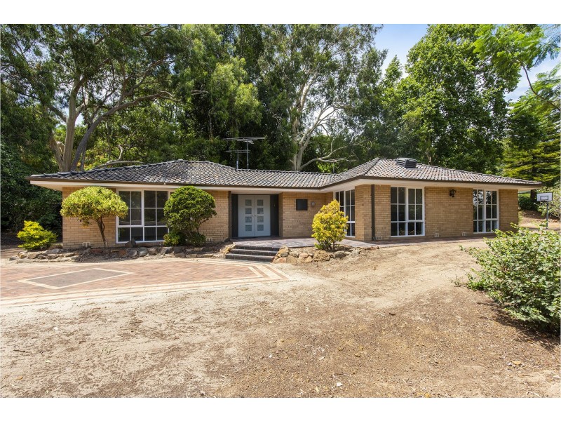 49 Betti Road, Kalamunda WA 6076