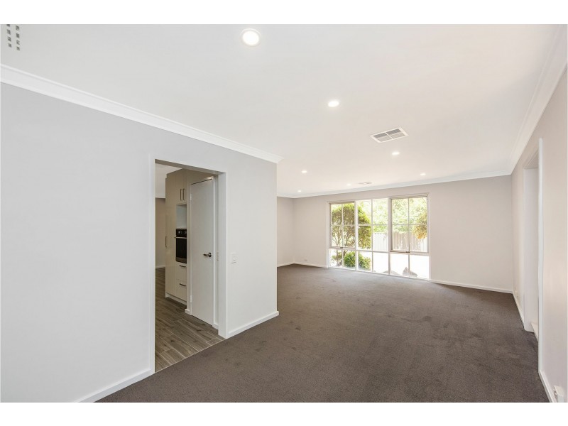 49 Betti Road, Kalamunda WA 6076