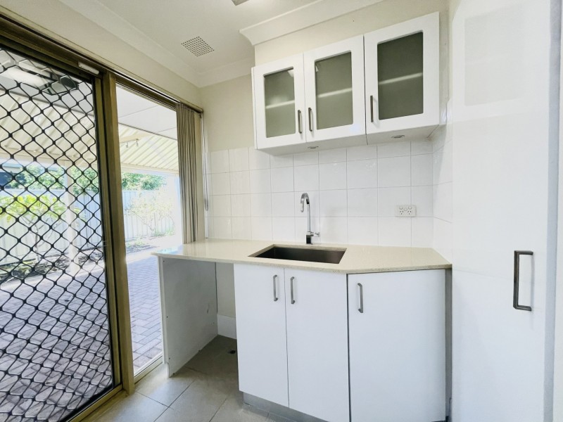 Unit 1/58 Corbel Street, Shelley WA 6148