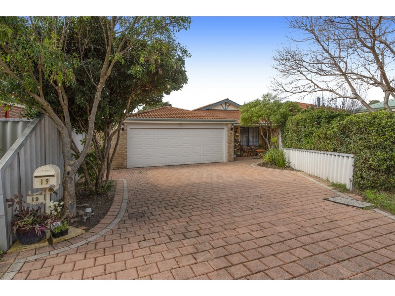19 Babbler Court, Maida Vale WA 6057