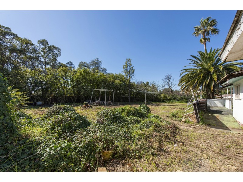 12 Recreation Road, Kalamunda WA 6076