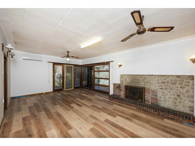 12 Recreation Road, Kalamunda WA 6076