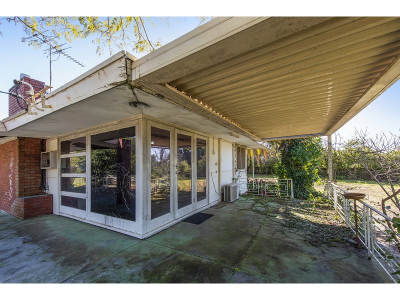 12 Recreation Road, Kalamunda WA 6076