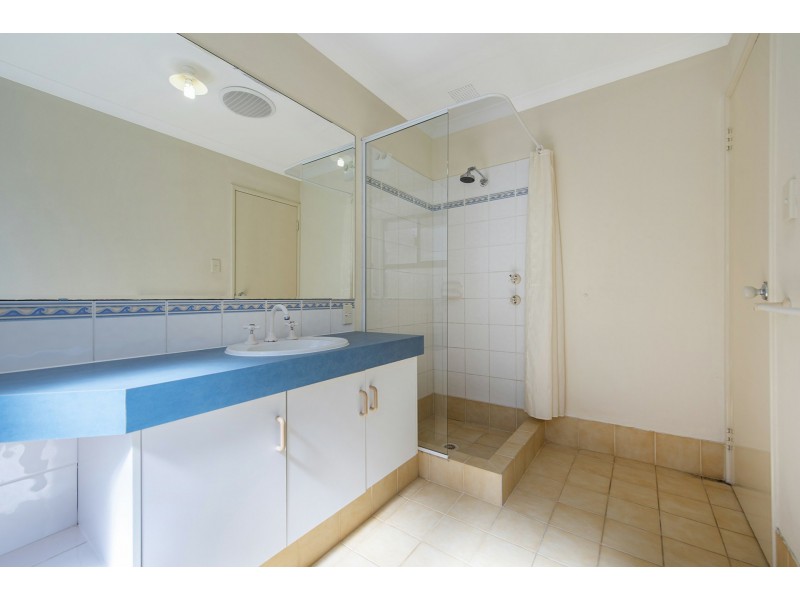 4 Littlefield Road, High Wycombe WA 6057