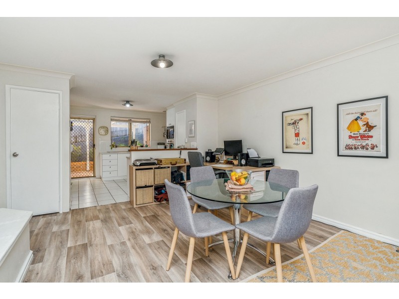 2/96 Helena Street, Guildford WA 6055