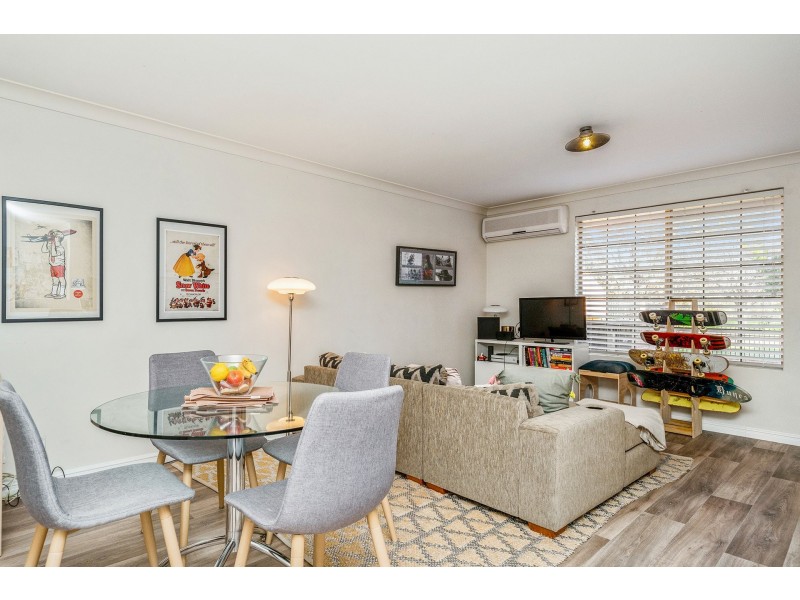 2/96 Helena Street, Guildford WA 6055