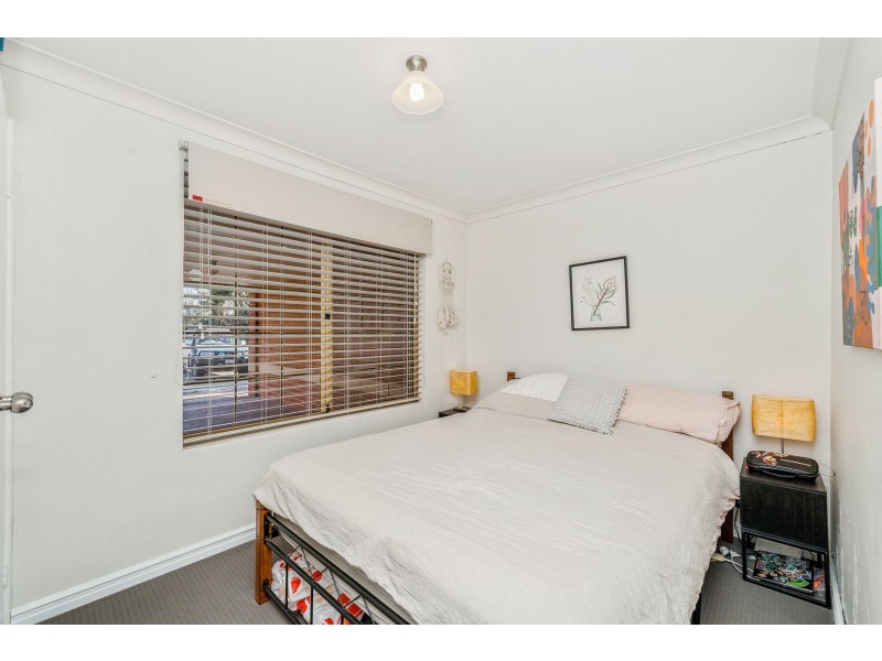 2/96 Helena Street, Guildford WA 6055