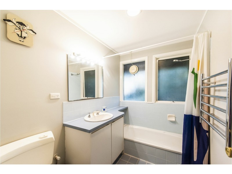 27 Gray Road, Gooseberry Hill WA 6076