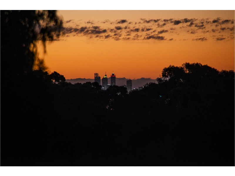 27 Gray Road, Gooseberry Hill WA 6076