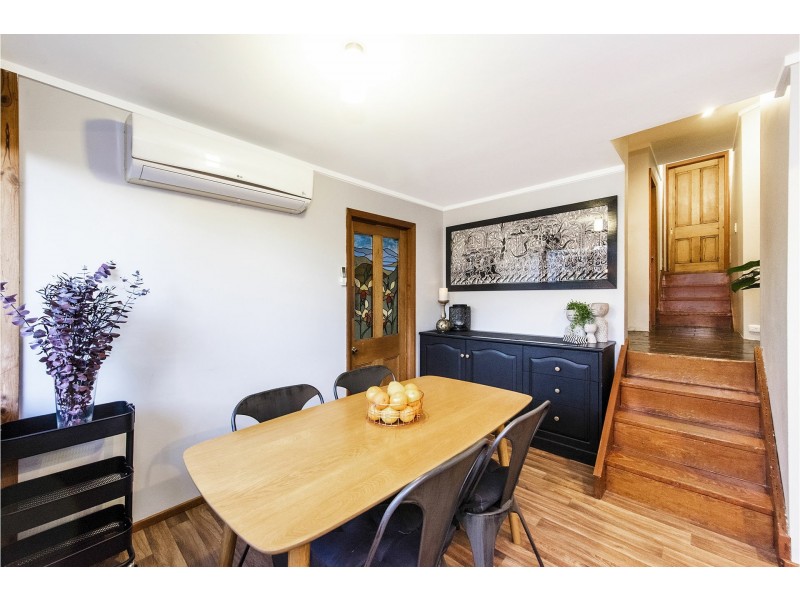 27 Gray Road, Gooseberry Hill WA 6076