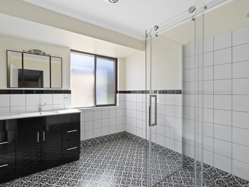 51 Moira Avenue, Forrestfield WA 6058