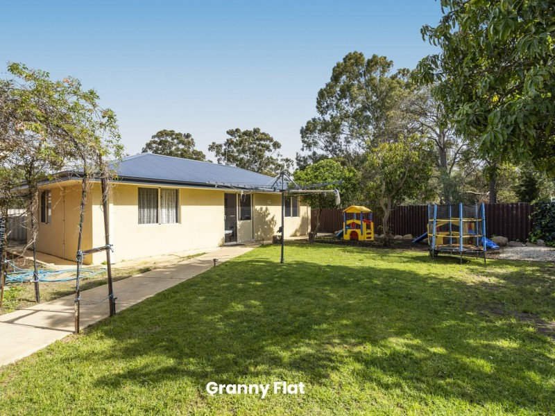 51 Moira Avenue, Forrestfield WA 6058