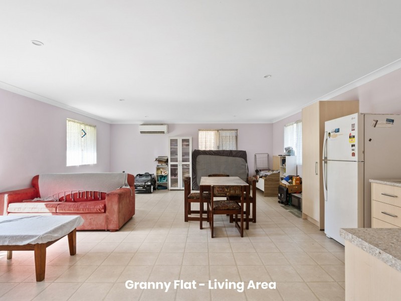 51 Moira Avenue, Forrestfield WA 6058