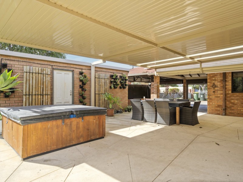 51 Moira Avenue, Forrestfield WA 6058