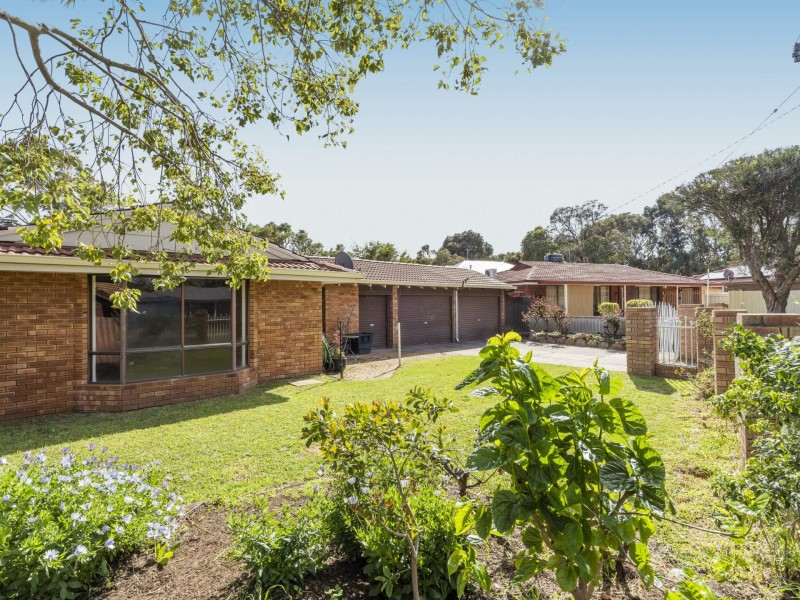 51 Moira Avenue, Forrestfield WA 6058