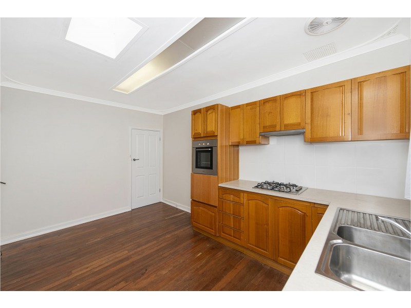 25 Albemarle Way, High Wycombe WA 6057