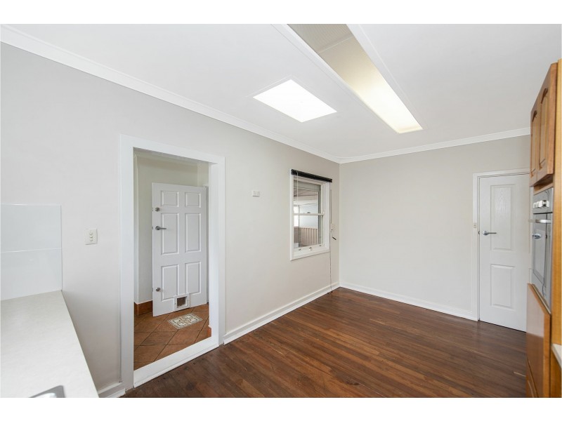 25 Albemarle Way, High Wycombe WA 6057