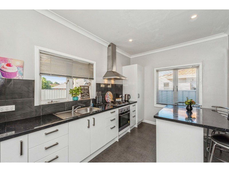 7 Fernan Road, High Wycombe WA 6057